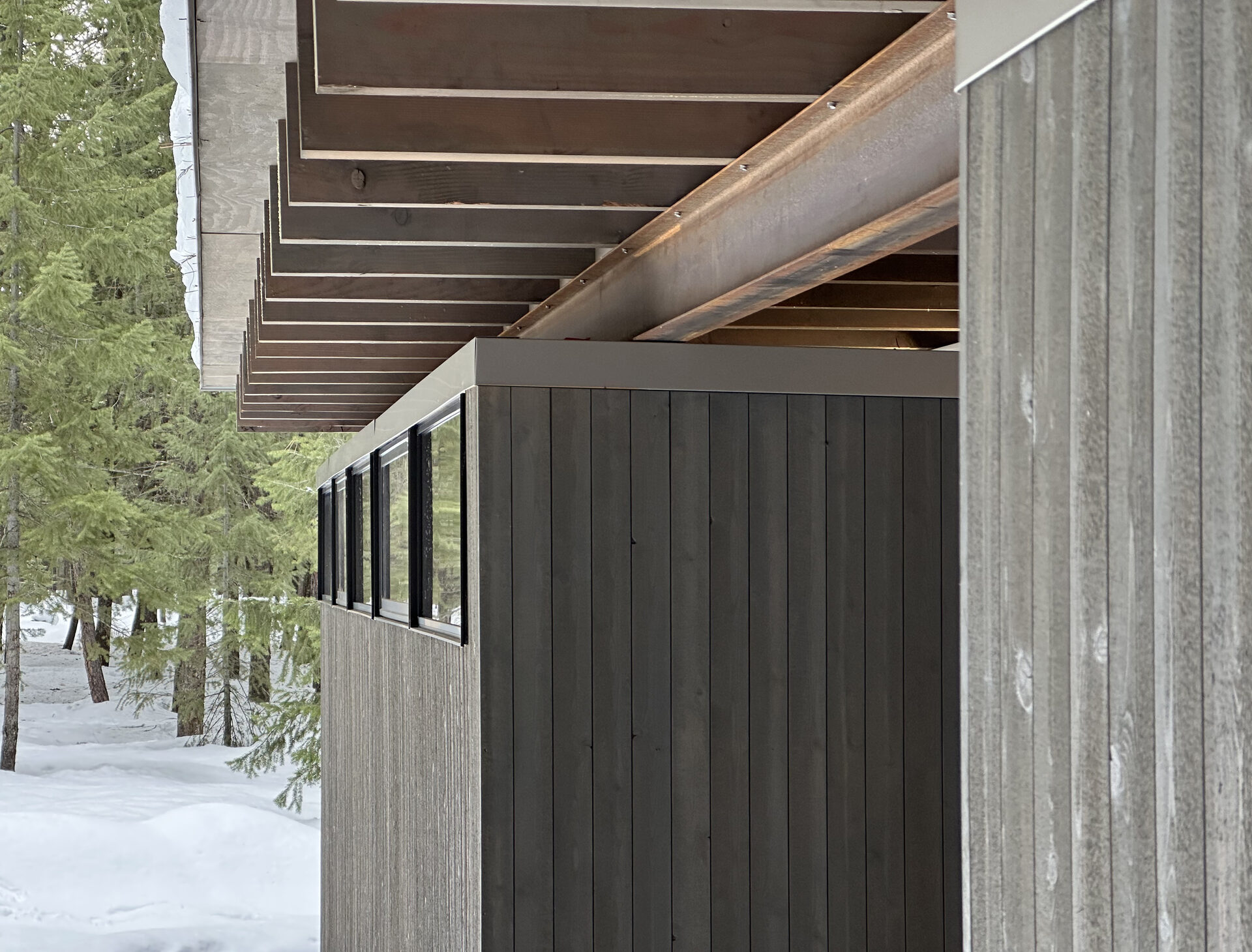 Hugg Hutt — residential architecture, Mazama, WA